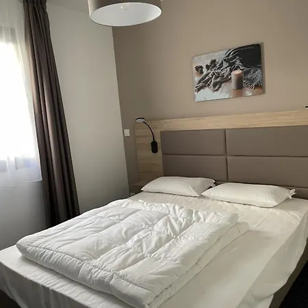 Résidence Le Portillo - Piscine - 3 Pièces Pour 8 Personnes Mae-4893